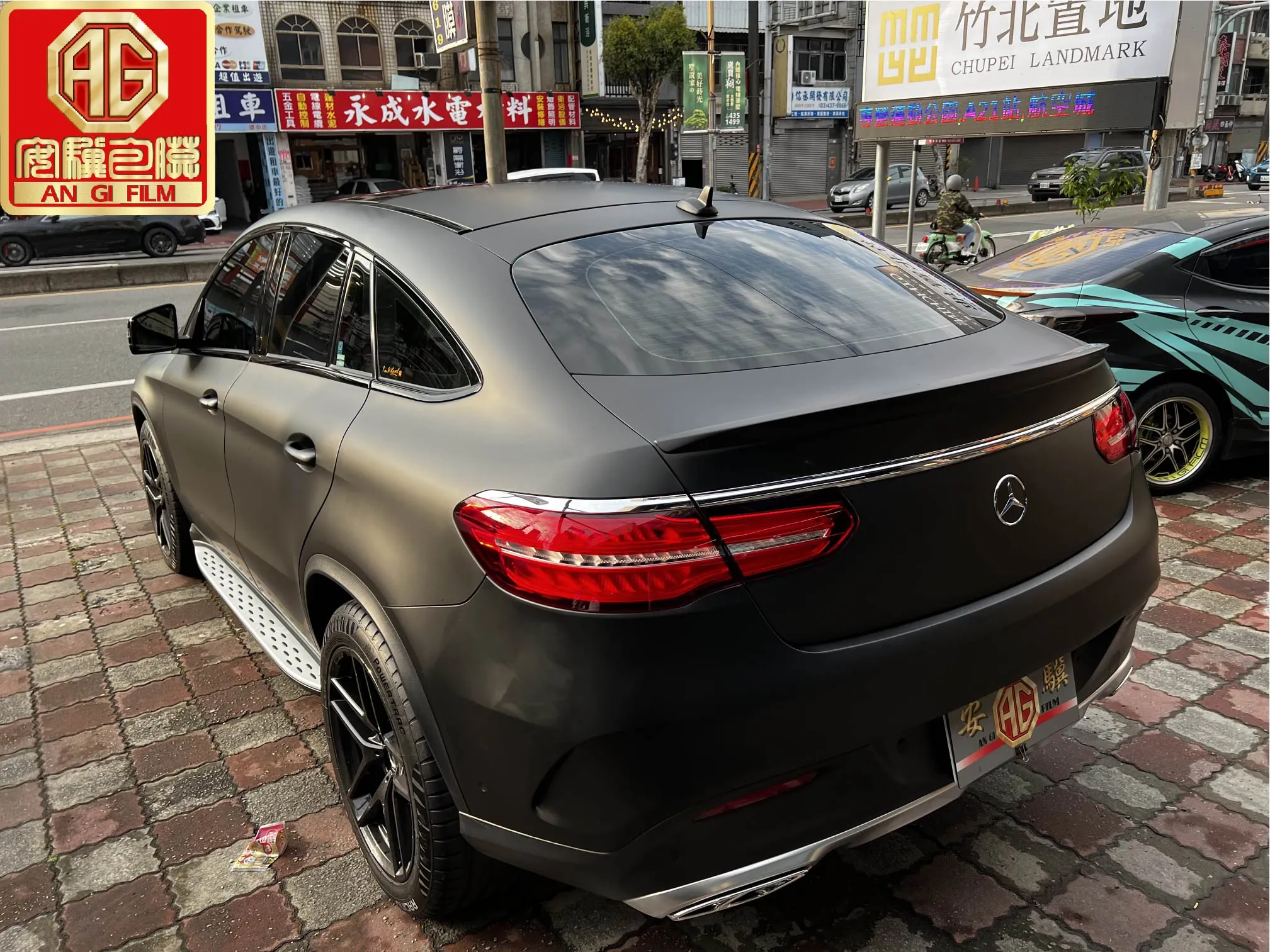 Mercedes-Benz GLE Coupé・全車改色・消光黑