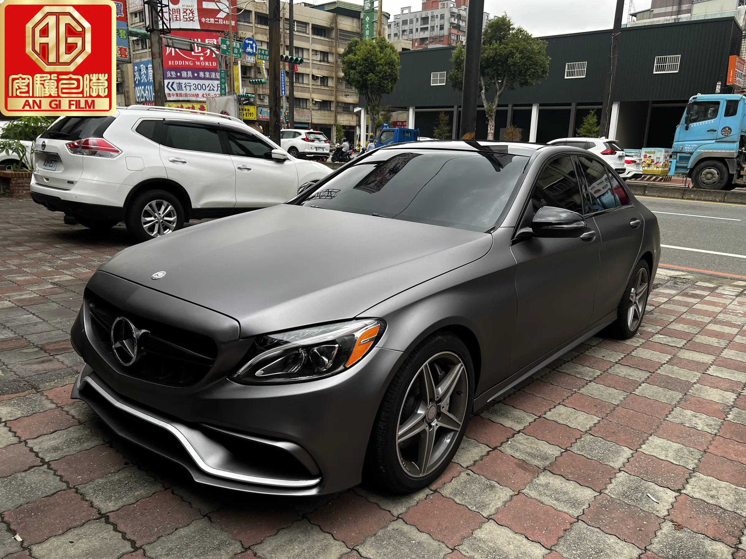 Mercedes-Benz C-Class・全車改色・消光灰
